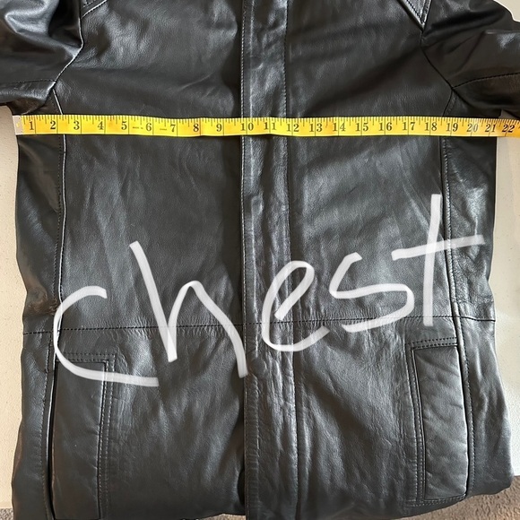 Vintage Pierre Cardiin leather long women’s coat - Picture 13 of 15